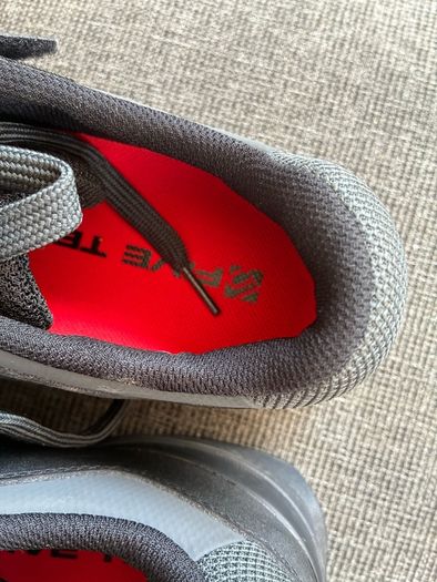Adidas 5 Ten shoes