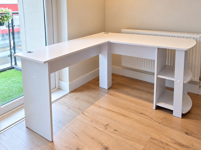 White Corner Desk L-Table with Shelves 140x123CM