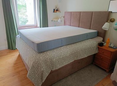 IKEA double mattress - Vesteroy medium firm