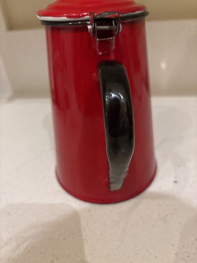 Vintage - Mid Century Red Enamel Coffee Pot with attached lid - 17 cm to lid level