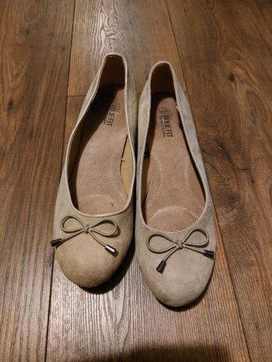 WIDE FIT - extra comfort- uk7