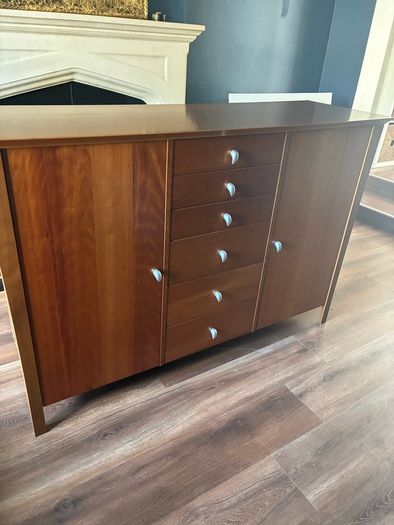 Sideboard