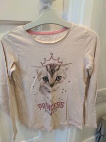 Girls long sleeved top