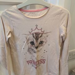 Girls long sleeved top