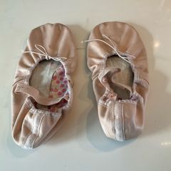 Ballet shoes. Fits size 6 or 6.5