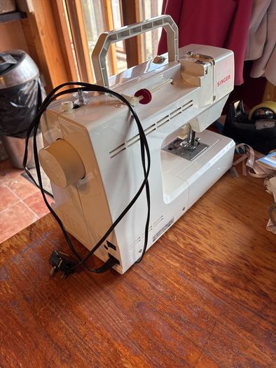 Singer Sewing Machine