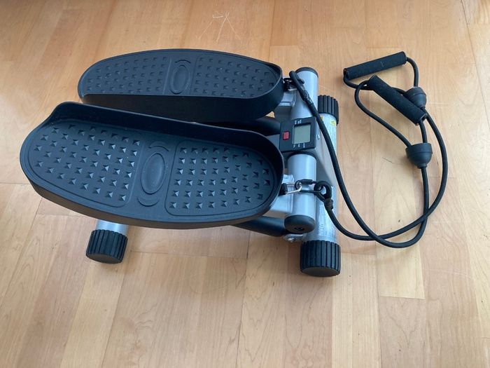 Stepper exercise machine