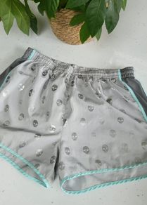 Victoria Secrets PINK skull shorts Sz M (Fit 10UK)
