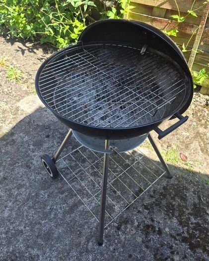 Large Portable Charcoal Dome BBQ
