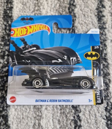 Hot Wheels - Batman and Robin Batmobile
