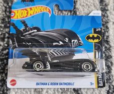 Hot Wheels - Batman and Robin Batmobile
