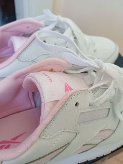 Womens shoes