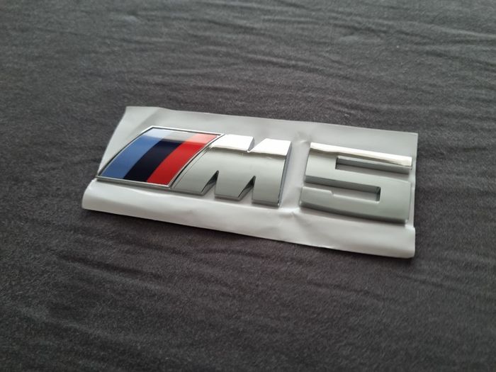 BMW 5 Series F10 F11 Kidney Grilles With M5 Badge Brand New