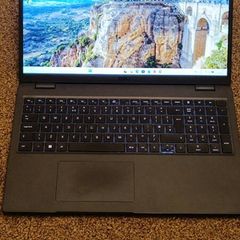 Dell Latitude 3540, i5 13th, 16gb 256Gb