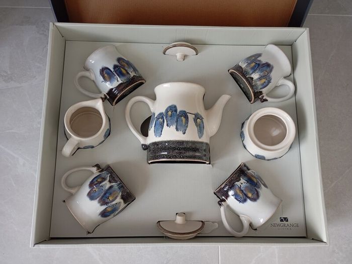 Newgrange Living Emma Pottery Tea Set, 7 Piece BRAND NEW