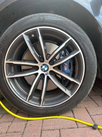 18 inch Genuine BMW 662M G30 /G31 LCi M-Sport Alloys