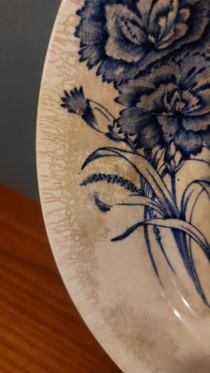 Fabulous Vintage Rare Arklow Pottery Blue and White 10 Inch Wall Plate in an Unusual Pattern with Carnations and a Windmill on a Hill, Very Aesthetic Movement in Style, Display Only