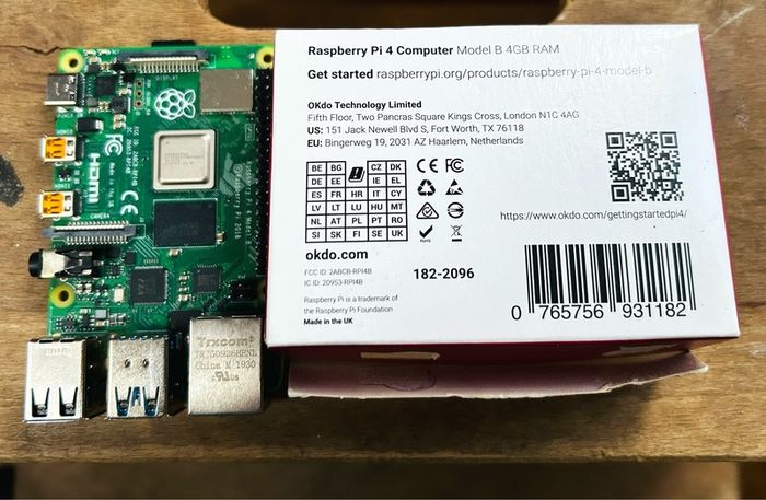 Raspberry Pi 4 Computer