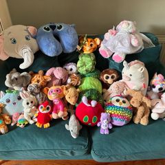 28 Teddies