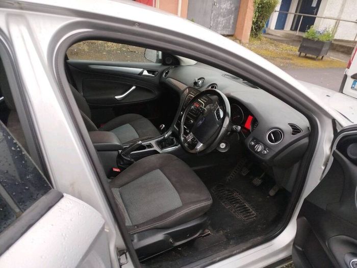Ford Mondeo estate 2011