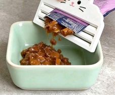1/2pcs Cat Food Squeezer - Efficiently Squeeze Bagged Cat Food, Maximize Remaining Food Usage, Ensure . This Squeezer Is Perfect For Cat Owners Who Value Clean Feeding And Convenient Operation. It Fits Various Cat Food Bags, Is Easy To Clean, And Maintain