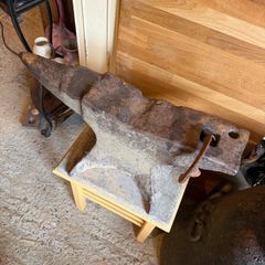 Blacksmiths Anvil - large size