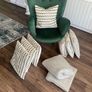 Accent chair / cushions & throws Image 2