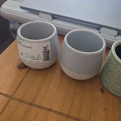 5 mini plant pots 1 medium
