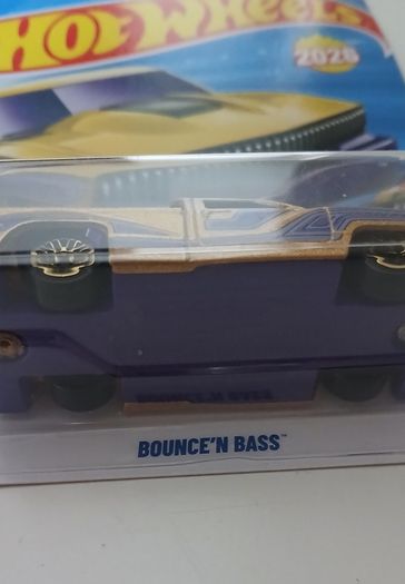 Hot wheels Bounce n bass 2026
