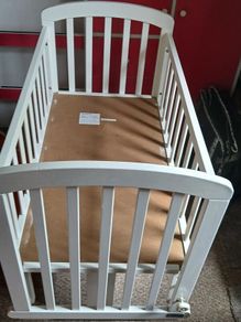 Lovely VENICE Glider Crib