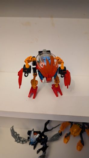 Bionicle Tahnok