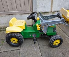 Rolly tractor