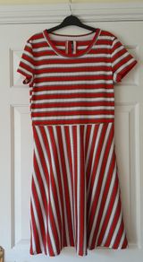 New gorgeous dress with red/white stripes