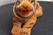 70s Nodding Tiger