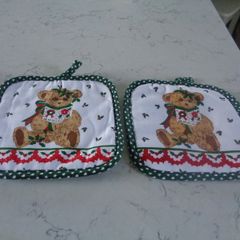 Christmas Quilted Pot Holders x 2 for Sale