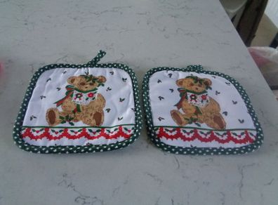 Christmas Quilted Pot Holders x 2 for Sale