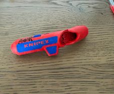 Knipex ErgoStrip