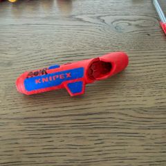 Knipex ErgoStrip