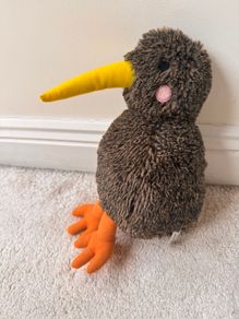 Moana Road Kiwi The Kiwi Soft Toy approx. 25cm. Used Please see photos