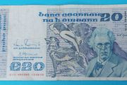 Irish 1990 Twenty Pound "YEATS"  banknot in V.Fine  condition