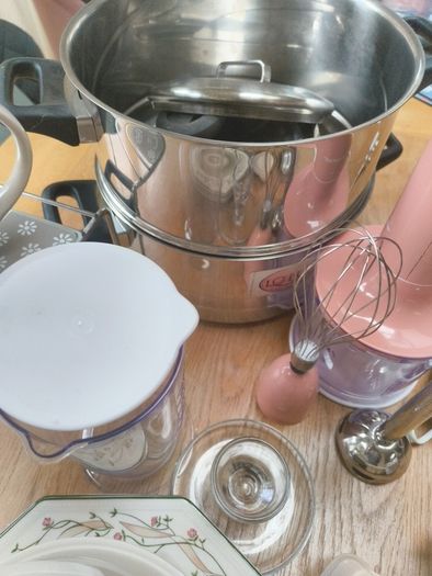 kitchen bric-a-brac
