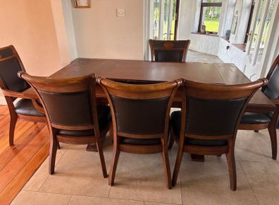 table and chairs