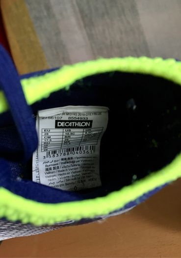 Kipsta high top astro boots, uk 9.5 C or eu 28