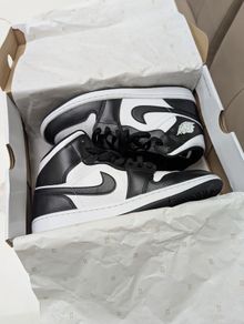 Nike air jordans
