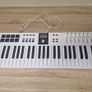 ARTURIA KeyLab Essential 61 MK3 White midi keyboard Image 2
