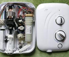 Mira Elite QT (10.8kW) Electric Shower
