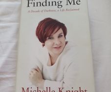 Finding Me A Decade Of Darkness A Life Reclaimed  A Memoir Of The Cleveland Kidnappings In Very Good Condition Lots Of Books Listed For 1 2 3 Euro From Pet Smoke Free Home