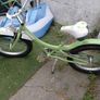 kids giant bike Image 5