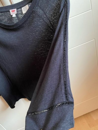 Levis Cropped T-shirt