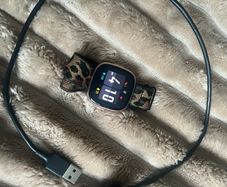 Fitbit Versa 4